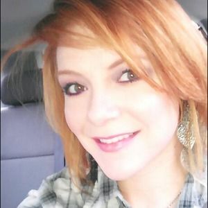 Meet your Posher, Lindsey